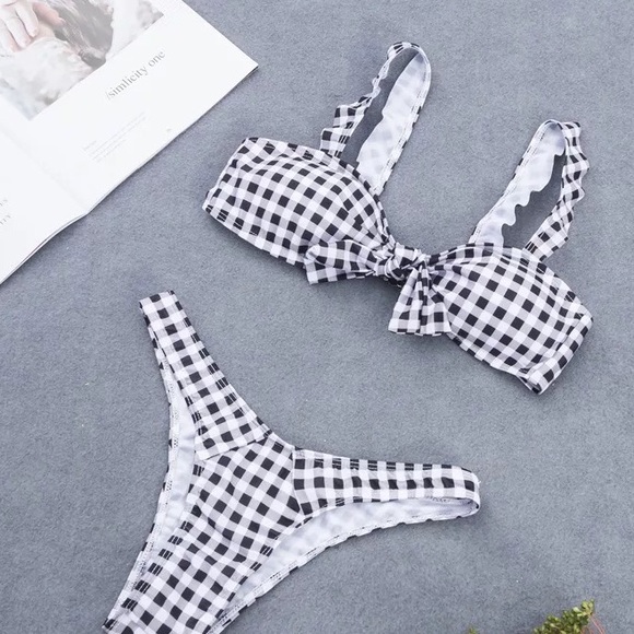 Black and white bikini set sw299 - Picture 2 of 2